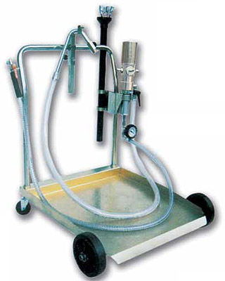 Oil suction system with pump
