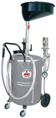 Oil suction system with pump
